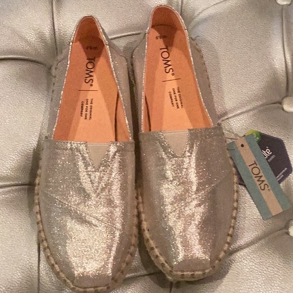 toms spanish villa sparkle